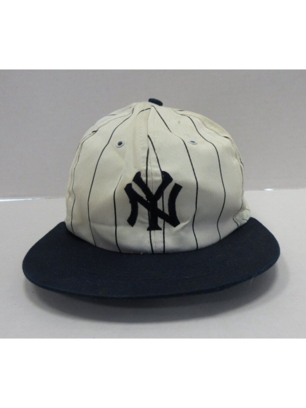 VINTAGE New York Yankees Hat Cap Snapback White Gatorade Promo MLB 90s*